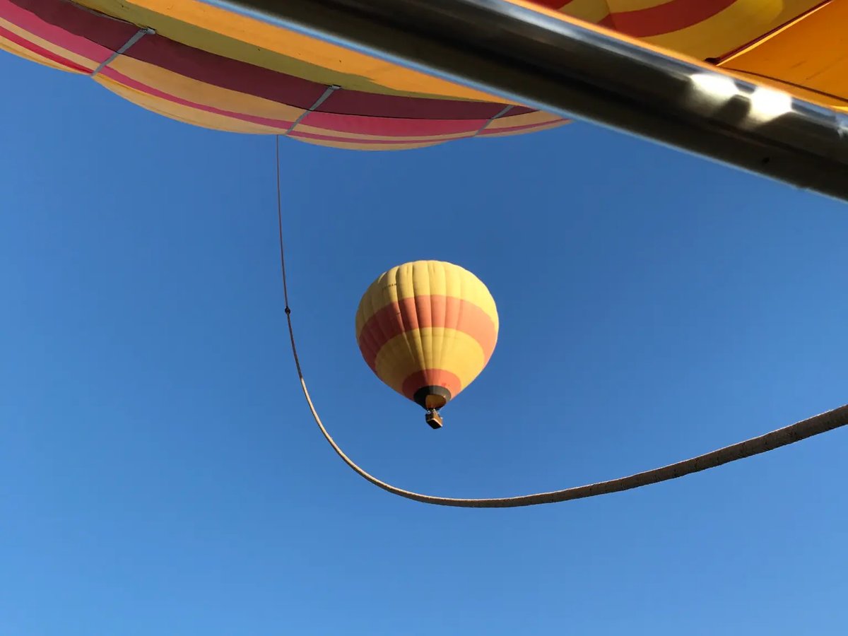 Hot air balloon